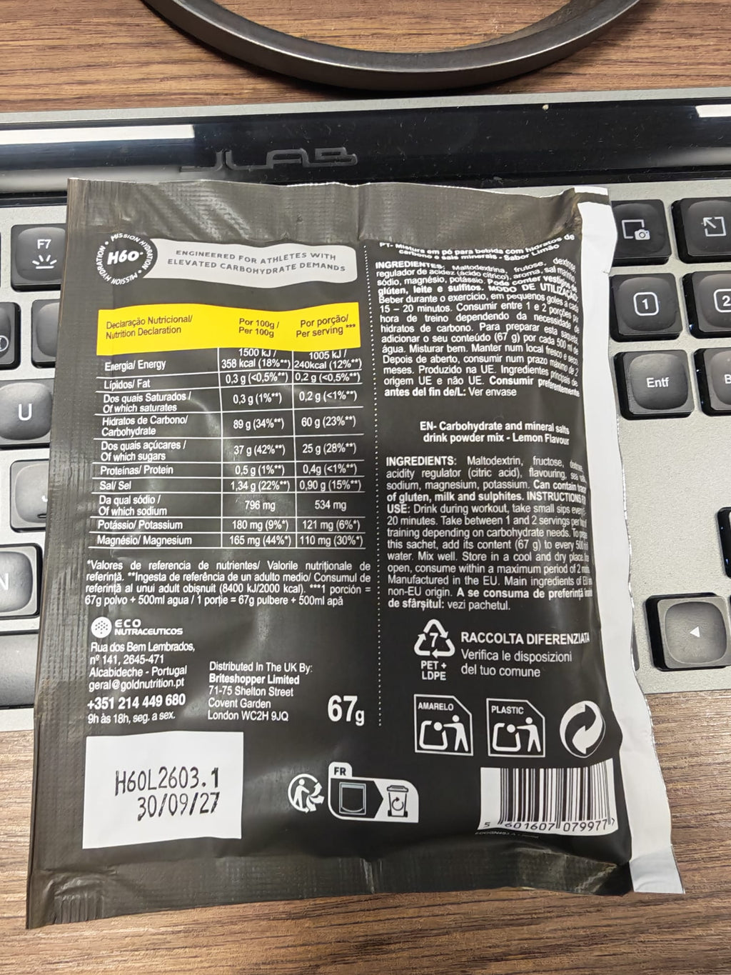 Hydrate Charger H60 Zitronen-Sachet 67 g mit Nährwert- und Zutatenangaben auf der Rückseite